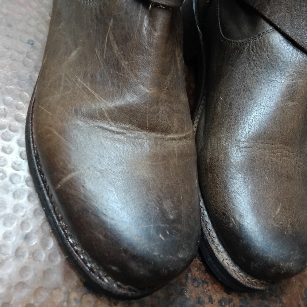 Frye Sz. 7.5M Brown Veronica Flex Bootie (fits like 7M) - Picture 8 of 16